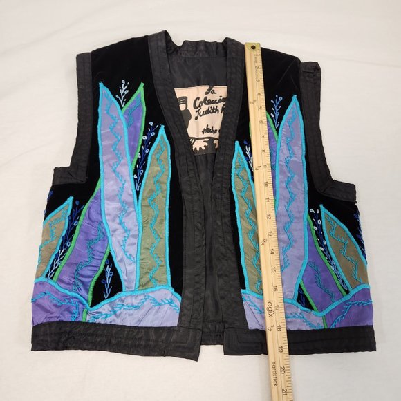 JUDITH ROBERTO La Coleccion Hecho en Mexico Black Embroidery Cropped Vest Size M - Picture 15 of 16